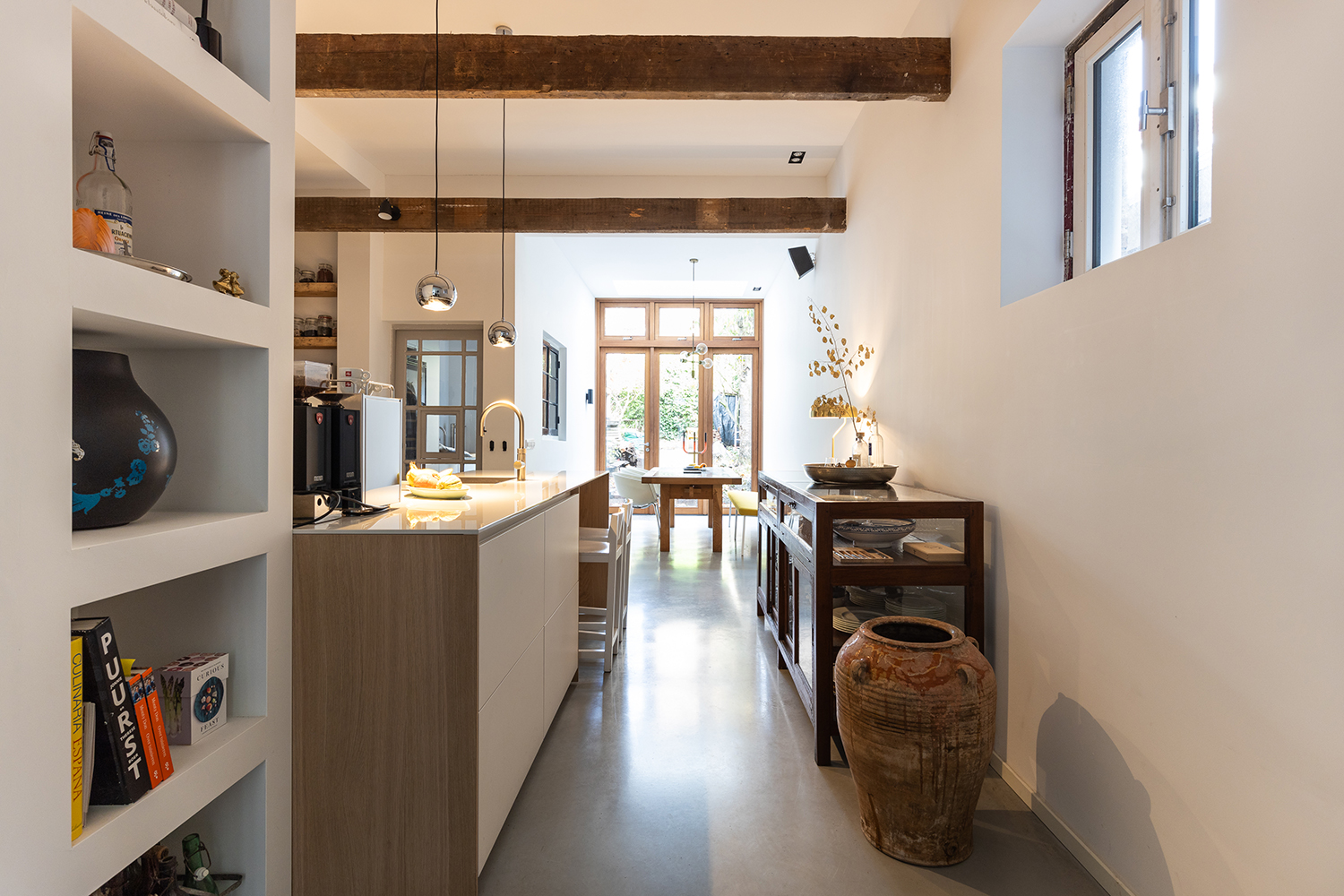 keuken-beton-vloer-stadswoning-arnhem-studio-de-ruyter